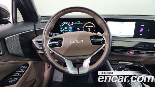 Kia K8 2022 — Şəkil 33/40