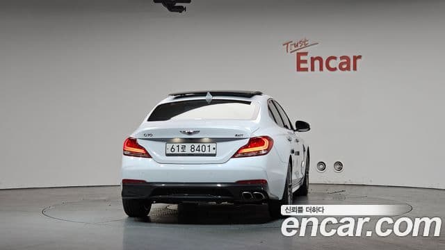 Genesis G70 2018 — ფოტო 4/20