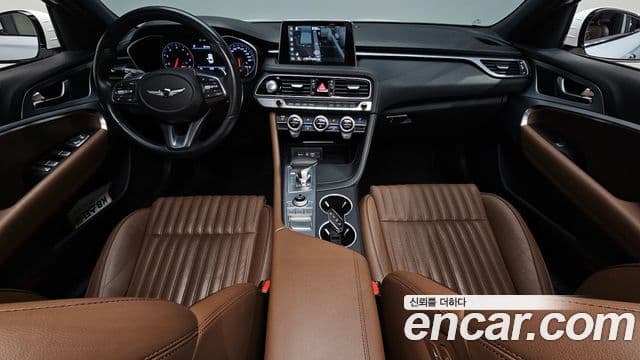 Genesis G70 2018 — ფოტო 7/20
