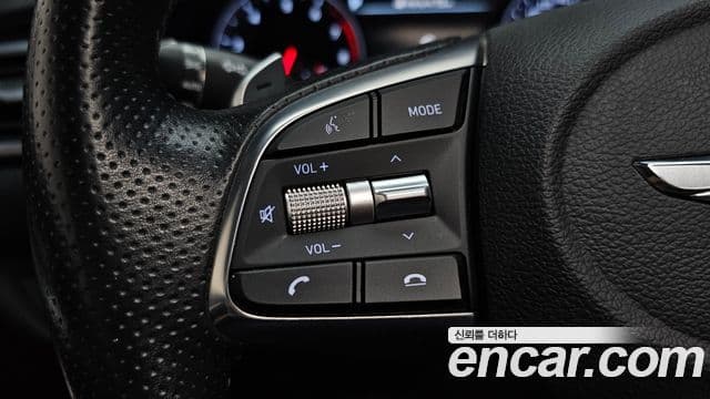 Genesis G70 2018 — Photo 2/34