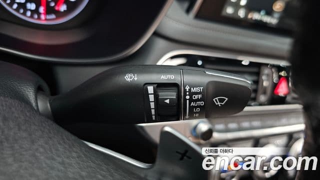 Genesis G70 2018 — Photo 24/34