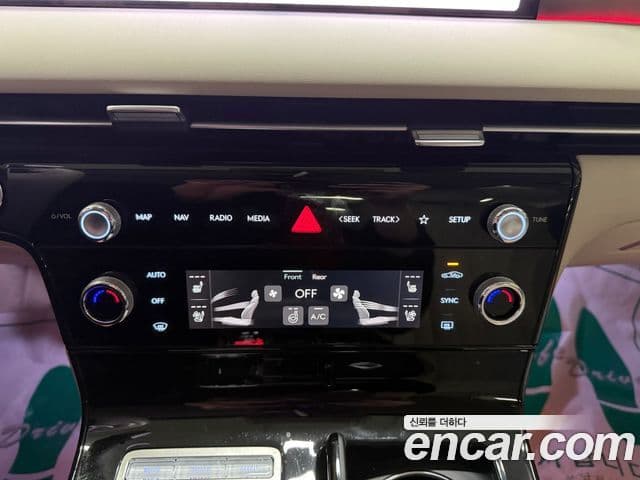 Genesis Electrified G80 2025 — Şəkil 13/20