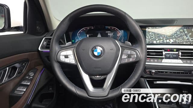 BMW 3 Series 2021 — ფოტო 7/20