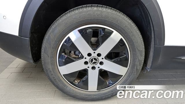 Mercedes-Benz GLB-Class 2020 — ფოტო 5/20
