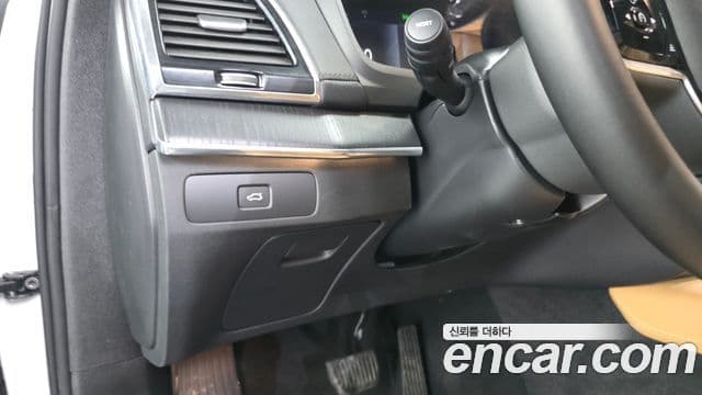 Volvo XC90 2025 — Photo 12/33