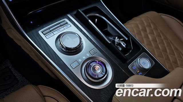 Genesis GV80 2023 — Şəkil 9/20