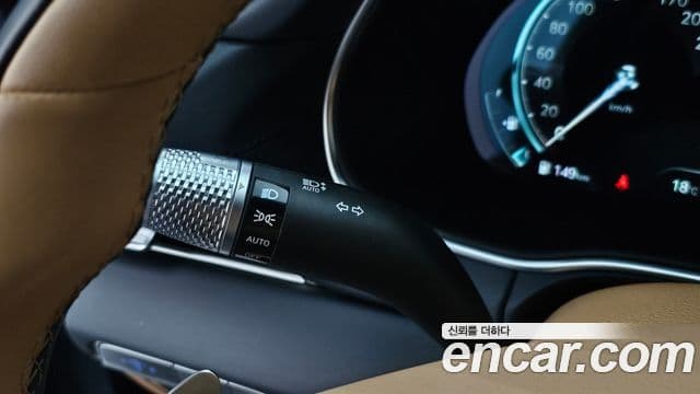 Genesis GV80 2023 — ფოტო 27/33