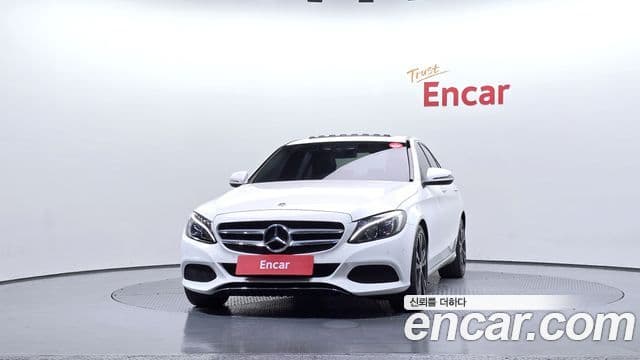 Mercedes-Benz C-Class 2018 — ფოტო 3/20