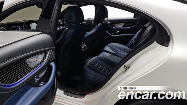 Mercedes-Benz CLS-Class 2022 — Photo 28/33