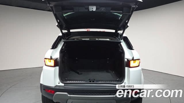 Land Rover Range Rover Evoque 2019 — Şəkil 15/31