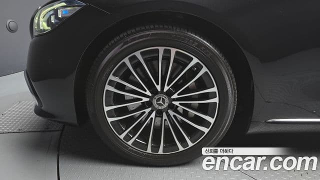 Mercedes-Benz S-Class 2021 — ფოტო 5/20