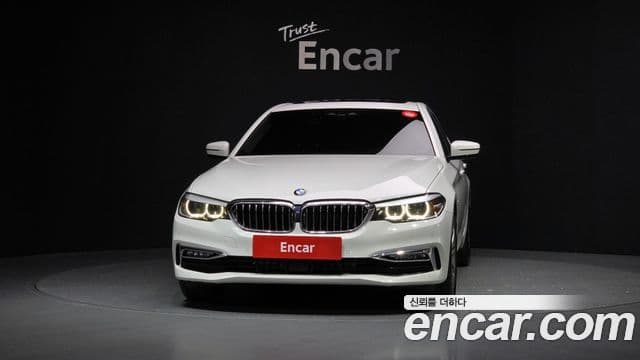 BMW 5 Series 2018 — Şəkil 3/20