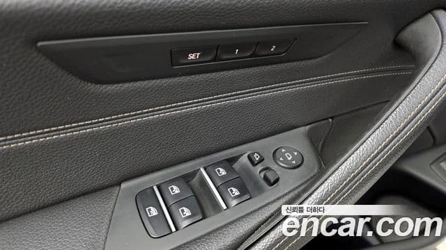 BMW 5 Series 2018 — Şəkil 16/20