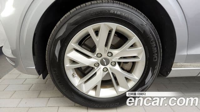 Genesis GV70 2021 — ფოტო 5/20