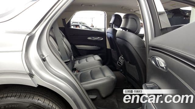 Genesis GV70 2021 — ფოტო 11/20