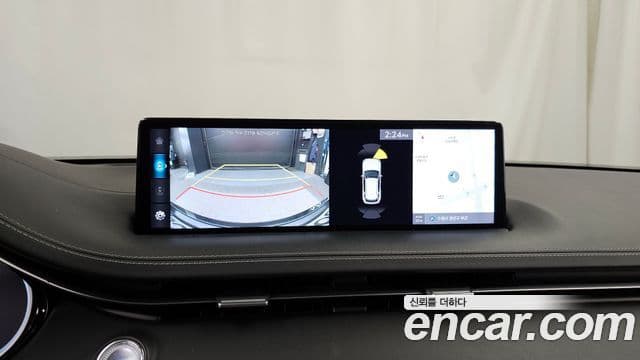 Genesis GV70 2021 — ფოტო 15/20