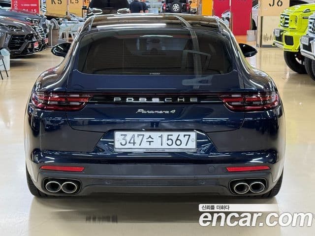 Porsche Panamera 2018 — ფოტო 5/20