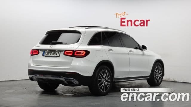 Mercedes-Benz GLC-Class 2021 — Photo 21/31