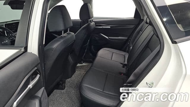 Kia Seltos 2021 — ფოტო 12/20