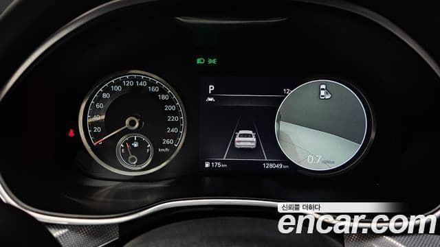 Genesis G80 2020 — ფოტო 2/20