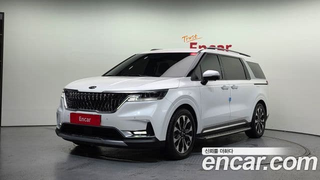 Kia Carnival 2021 — Фото 1/20