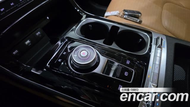 Kia Carnival 2021 — Фото 9/20