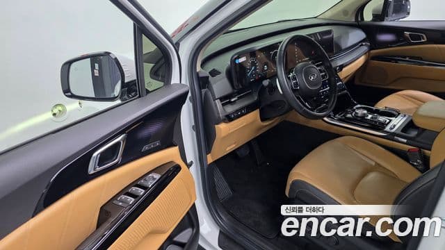 Kia Carnival 2021 — Фото 11/20