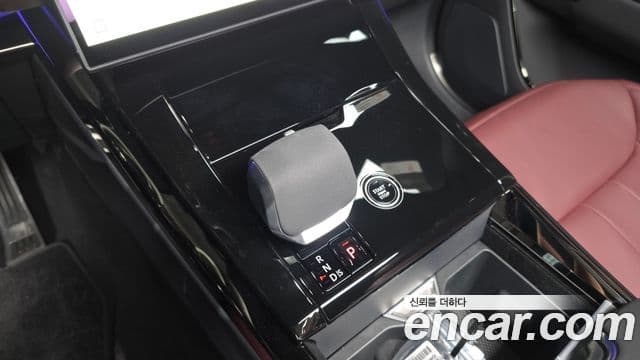 Land Rover Range Rover Sport 2025 — Фото 9/20