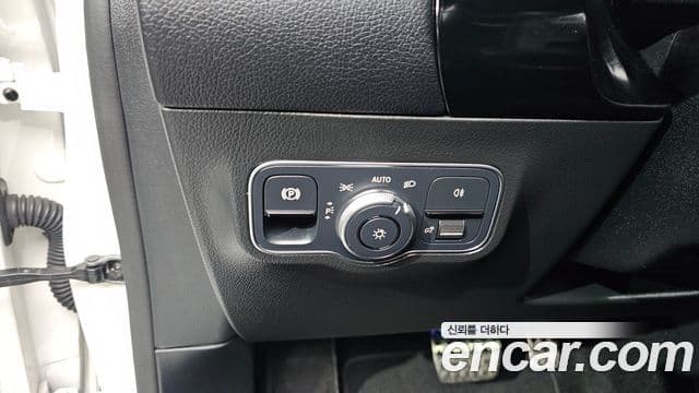 Mercedes-Benz GLA-Class 2022 — ფოტო 17/20