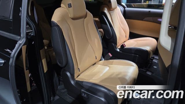 Kia Carnival 2022 — Şəkil 11/20