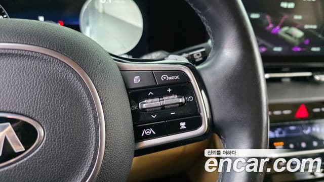 Kia Carnival 2021 — Şəkil 14/20