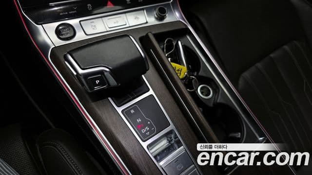 Audi A7 2022 — Photo 6/20