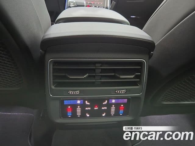 Audi Q7 2025 — Şəkil 17/18