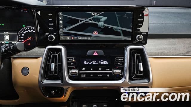 Kia Sorento 2022 — Фото 14/20