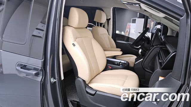 Hyundai Staria 2026 — Şəkil 12/20