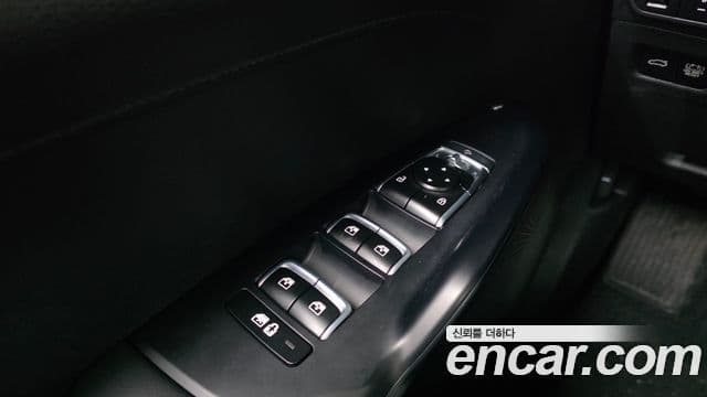 Kia K5 2022 — ფოტო 13/20