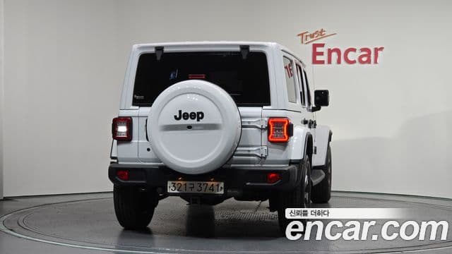 Jeep Wrangler 2019 — Şəkil 4/20
