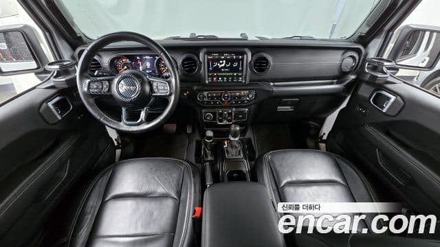 Jeep Wrangler 2019 — Şəkil 7/20