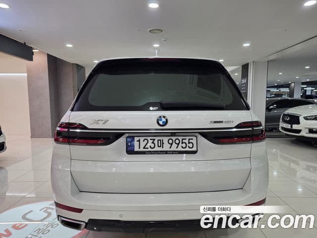 BMW X7 2023 — Şəkil 3/17