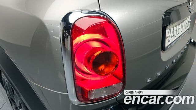 Mini Cooper S Countryman 2020 — Photo 17/33