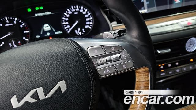 Kia The K9 2022 — Photo 24/30