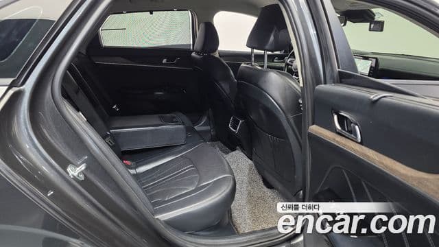 Kia K5 2022 — Şəkil 12/20