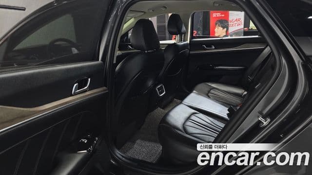 Kia K5 2022 — Photo 30/33
