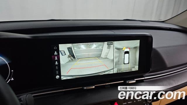 Kia Carnival 2020 — ფოტო 16/20