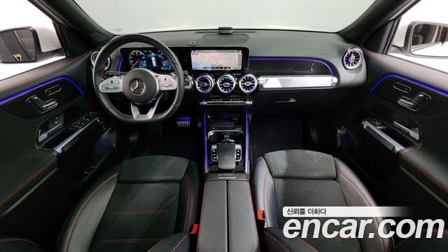 Mercedes-Benz GLB-Class 2020 — ფოტო 7/20