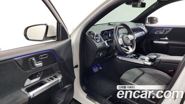 Mercedes-Benz GLB-Class 2020 — ფოტო 10/20