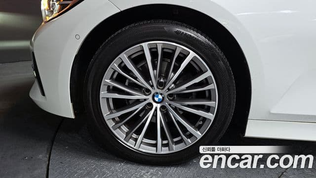 BMW 3 Series 2020 — ფოტო 5/20