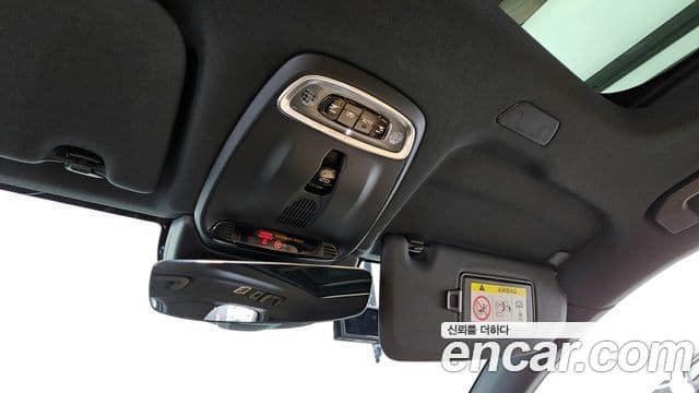 Volvo XC60 2021 — Photo 23/34