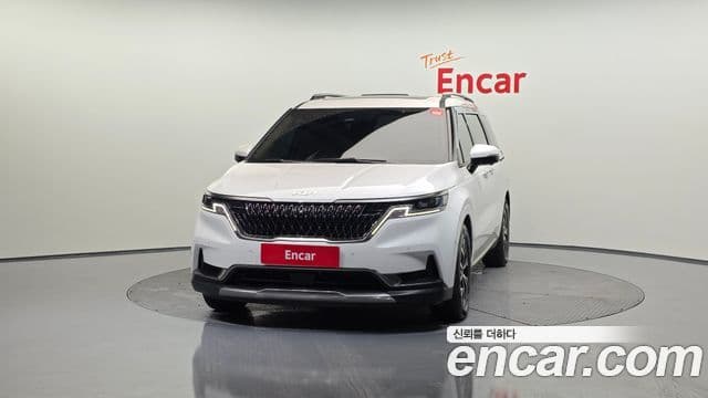 Kia Carnival 2023 — Фото 3/20