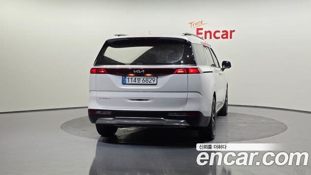 Kia Carnival 2023 — Фото 4/20